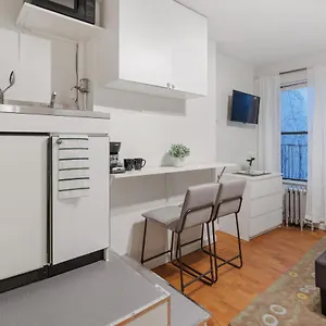 Elevate At Times Square Apartment New York