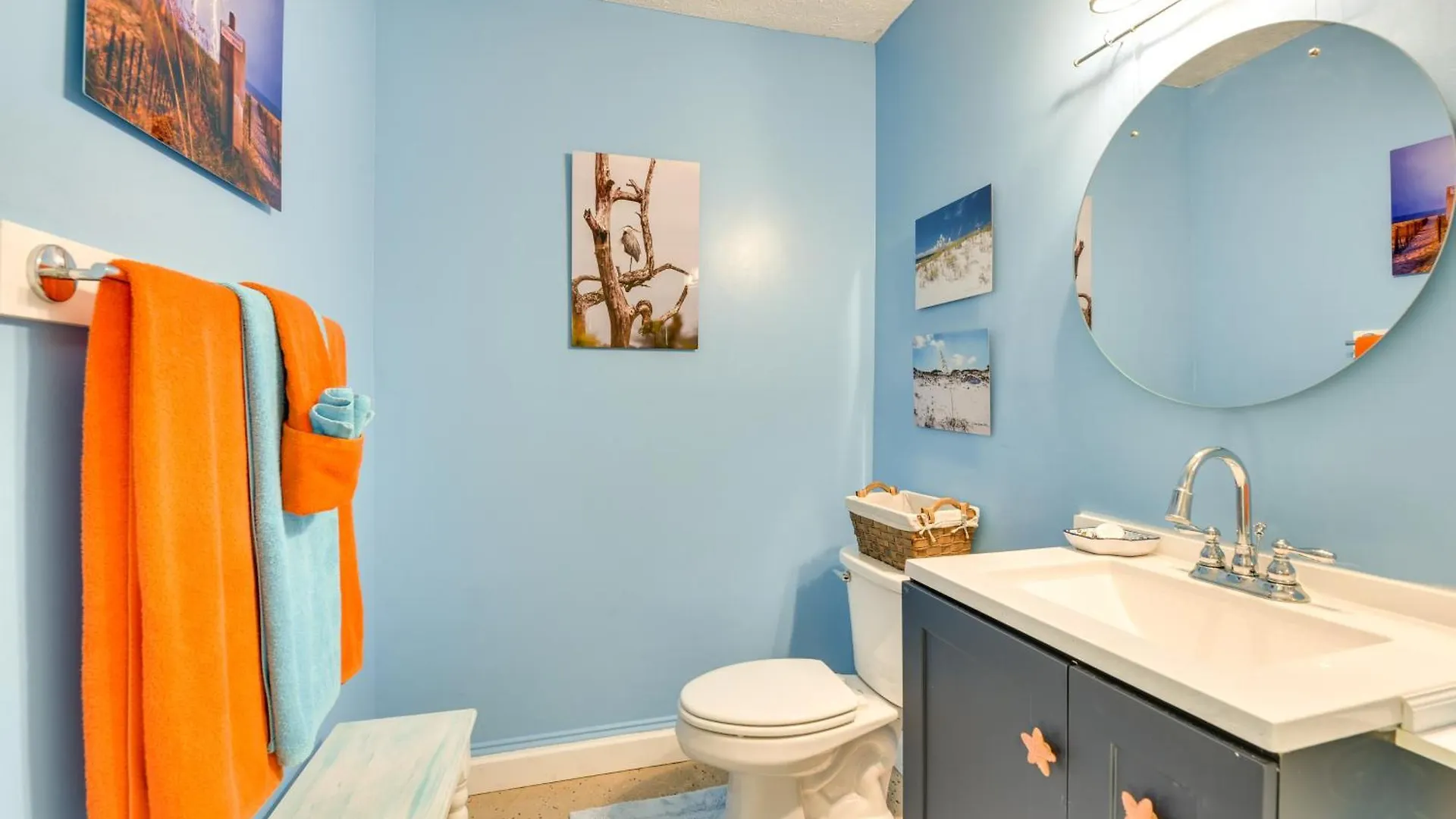 Pcb Studio With Private Patio Steps To Beach! Panama City Beach Apartment