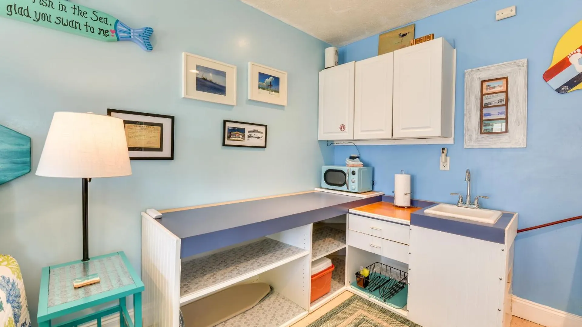 Pcb Studio With Private Patio Steps To Beach! Panama City Beach Apartment
